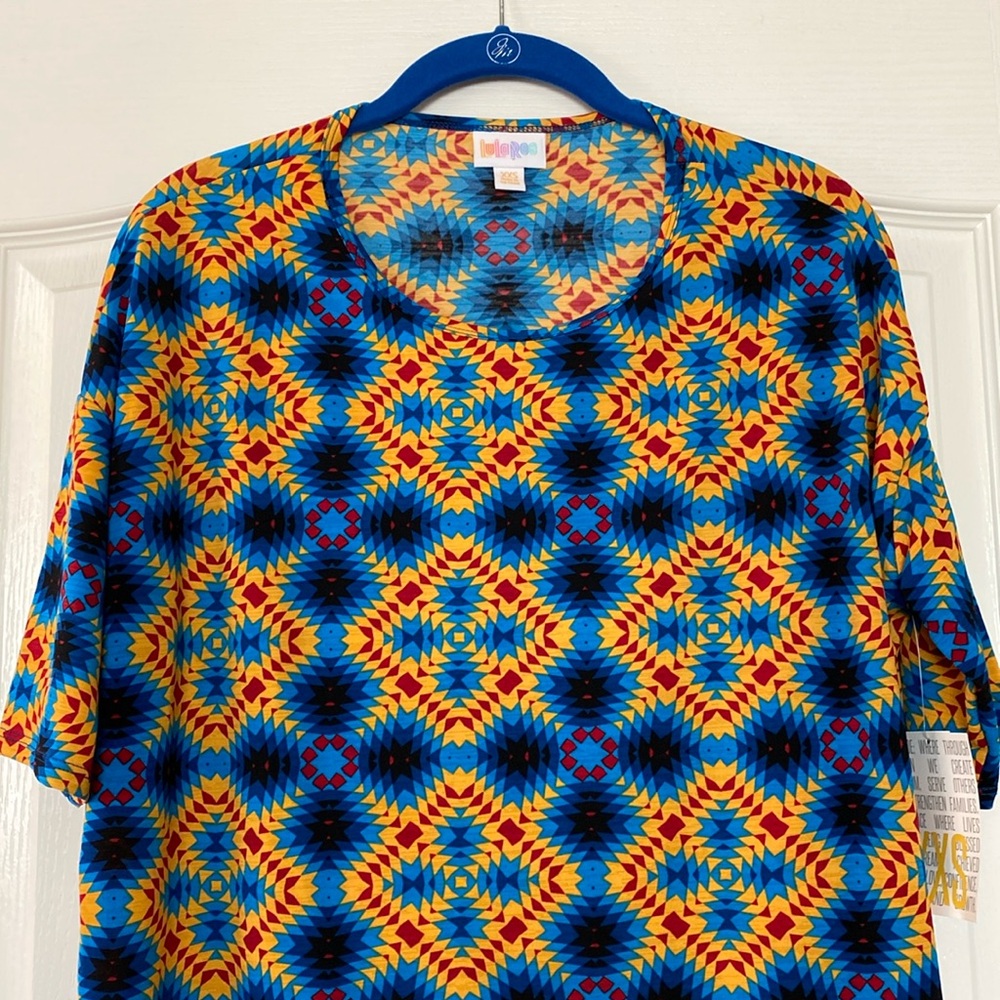 LuLaRoe high-low tunic top